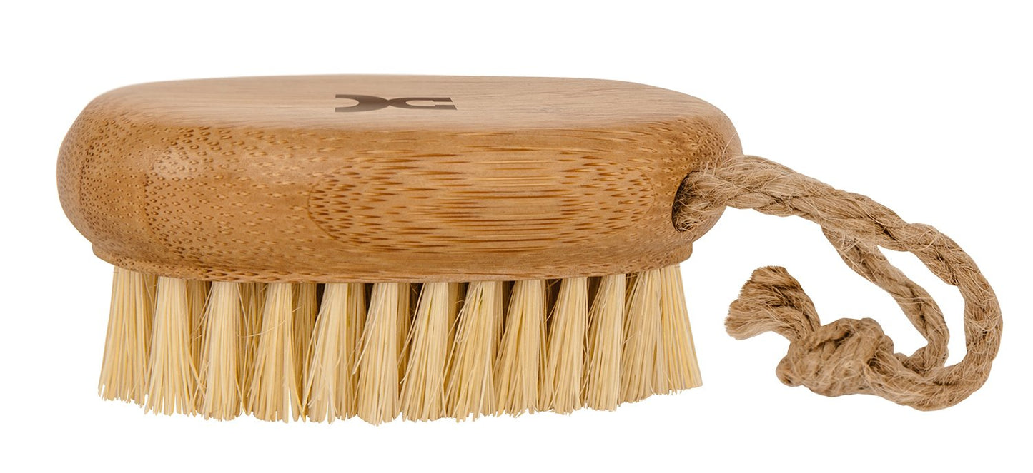 Croll & Denecke Nail brush with coconut bristles on a string